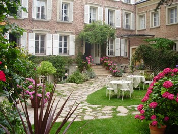 tarifs reservation hotels Hotel Villa Escudier