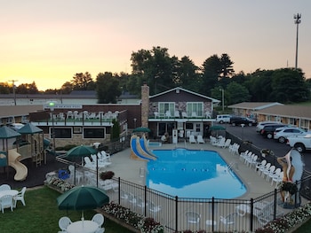 Black Hawk Motel and Suites Black Hawk Motel and Suites