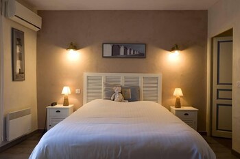 tarifs reservation hotels Hôtel Le Crillon