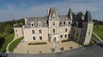 tarifs reservation hotels Hotel The Originals Château de la Barbinière (ex Relais du Silence)