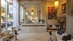 La Renaissance Hotel