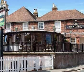 Roebuck Inn Roebuck Inn