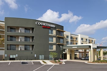 Courtyard by Marriott Raleigh North/Triangle Town Center Courtyard by Marriott Raleigh North/Triangle Town Center