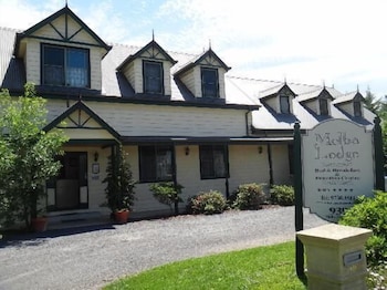 Melba Lodge Melba Lodge