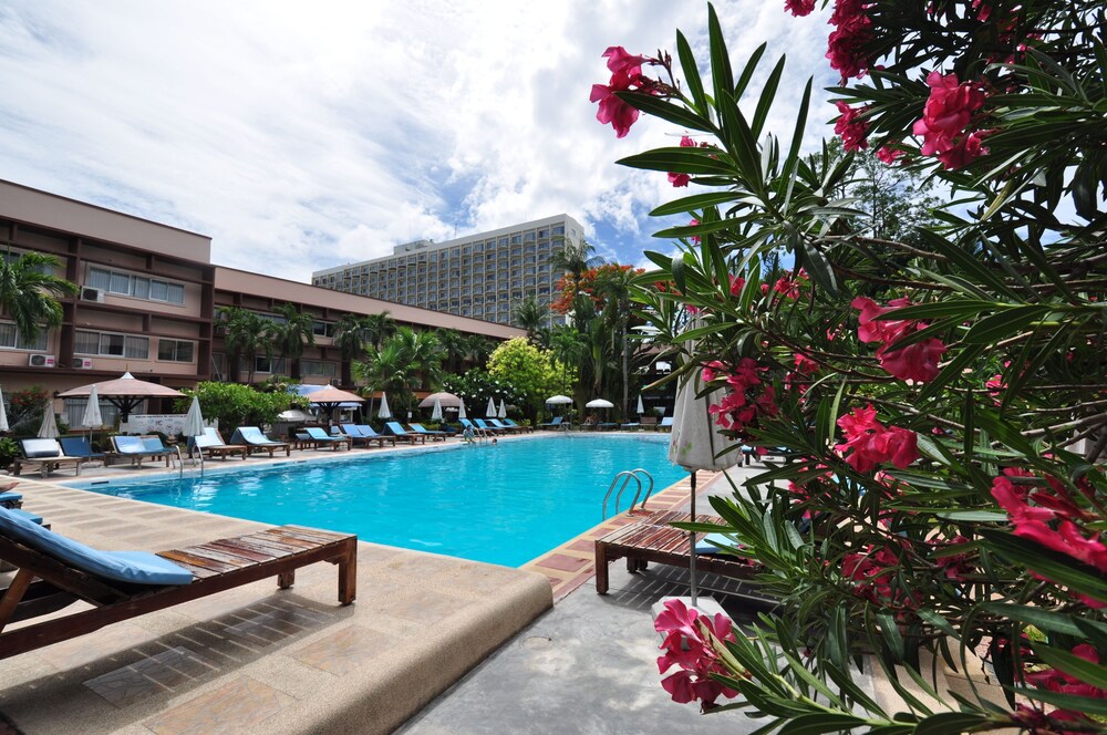 Basaya Beach Hotel Resort Pattaya Inr 230 Off 3 2 9 1 Best 81 Basaya Beach Hotel Resort