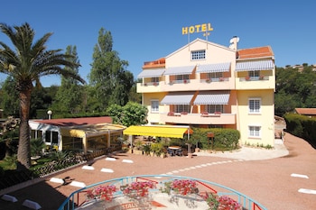 Hotel L'Esterella Hotel L'Esterella