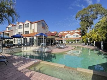Nelson Bay Breeze Holiday Apartments