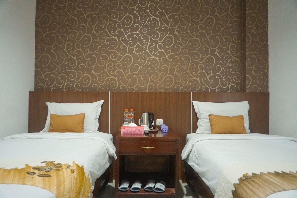 Al Ashri Inn By Urban Yogyakarta Price Address Reviews