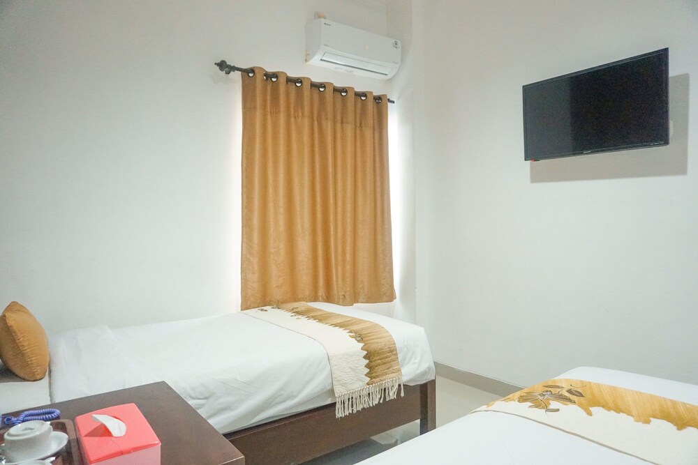 Al Ashri Inn By Urban Yogyakarta Price Address Reviews