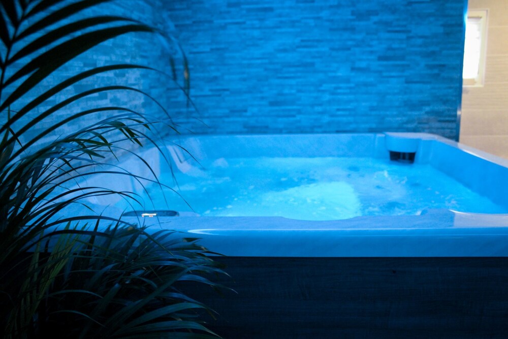 Hotel Jacuzzi Martigues