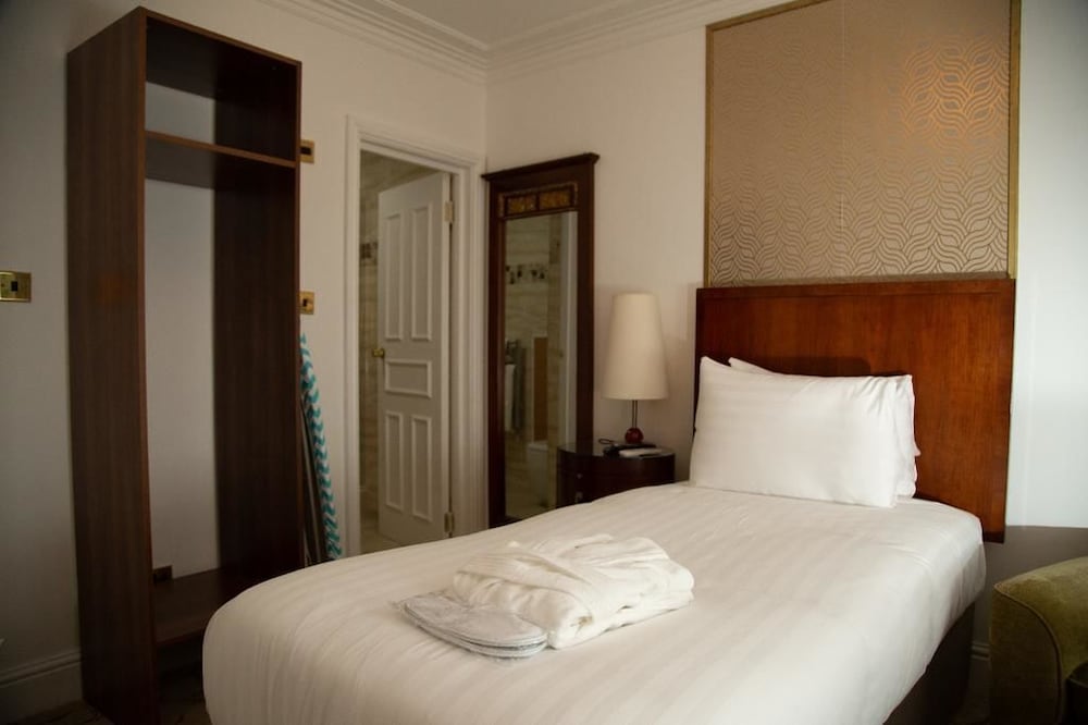 The Ladbrooke Hotel Birmingham Price Address Reviews