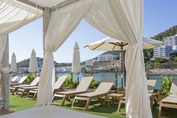 Palladium Hotel Cala Llonga - Adults Only - All Inclusive Palladium Hotel Cala Llonga - Adults Only - All Inclusive