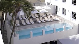 Hotel Breakwater South Beach