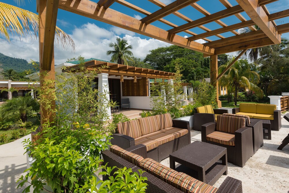 Paraiso Rainforest And Beach Hotel Omoa Price Address Reviews Paraiso Rainforest And Beach Hotel