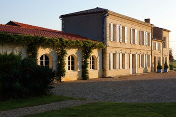 tarifs reservation hotels Hôtel Rollan de By