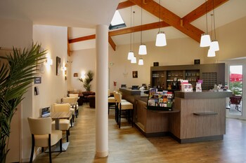 tarifs reservation hotels The Originals City, Hôtel L'Acropole, Saint-Etienne Sud (Inter-Hotel)
