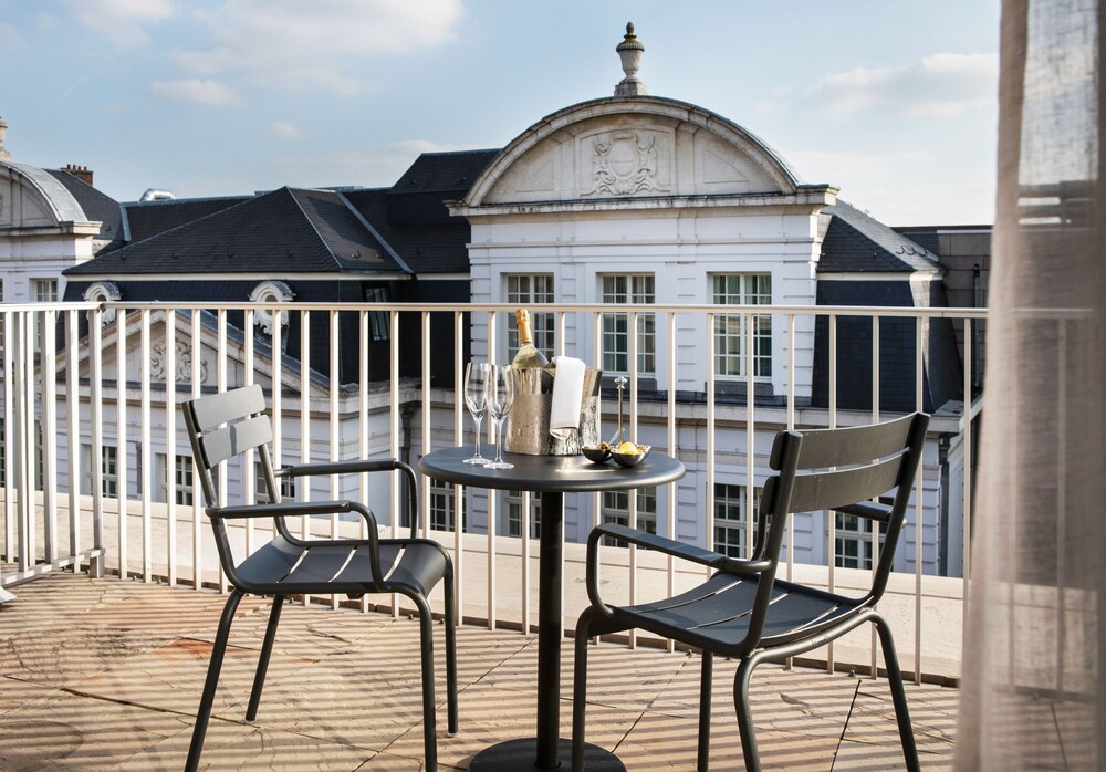 Pillows Grand Hotel Reylof Oost Vlaanderen Hotel Price Address