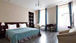 Grand Mark Hotel