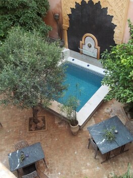 Riad Tara Riad Tara