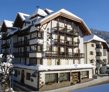 Hotel Dolomiti Madonna Hotel Dolomiti Madonna
