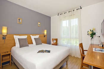 tarifs reservation hotels Séjours & Affaires Pont Neuf - Cran Gevrier