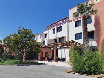 tarifs reservation hotels Hôtel Restaurant l'Hacienda