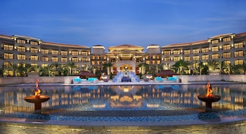 The Royal Begonia, a Luxury Collection Resort, Sanya The Royal Begonia, a Luxury Collection Resort, Sanya