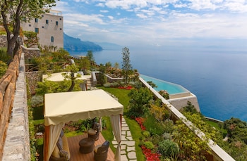Monastero Santa Rosa Hotel & Spa Monastero Santa Rosa Hotel & Spa