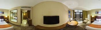 Holiday Inn, Deluxe Room