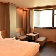 黎明海灘飯店