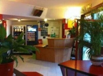 tarifs reservation hotels Lemon Hôtel Bourg de Péage Romans