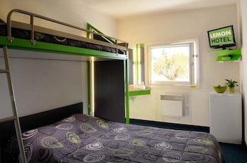 tarifs reservation hotels Lemon Hotel Chanteloup-les-Vignes