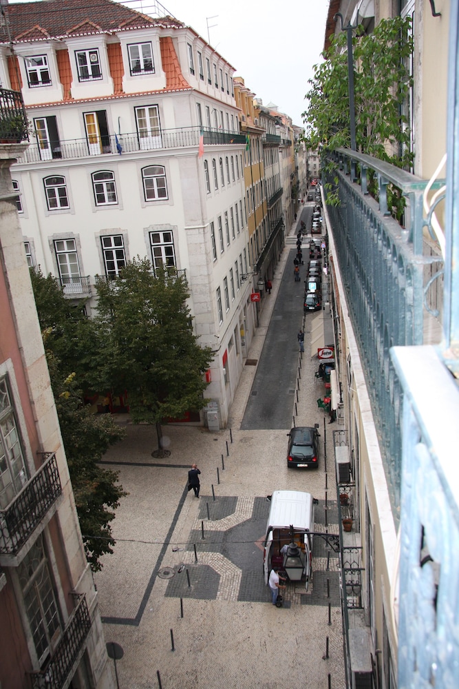 161 Norte Guesthouse Lisbon 1 1 1 9 Price Address Reviews