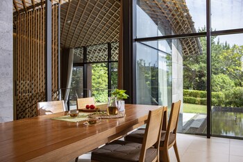 Lotte Resort Jeju Artvillas Lotte Resort Jeju Artvillas