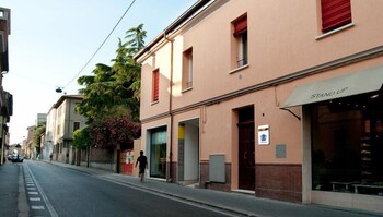 Al Battistero Al Battistero