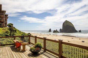 Hallmark Resort - Cannon Beach Hallmark Resort - Cannon Beach