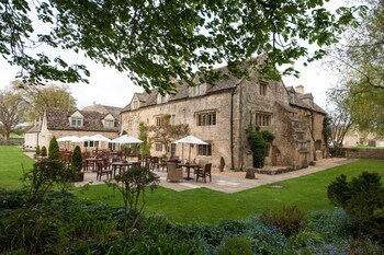 The Slaughters Country Inn The Slaughters Country Inn