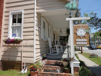 The Captain's Stay in New Bern, North Carolina