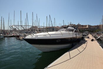tarifs reservation hotels Une Nuit à Bord Bandol