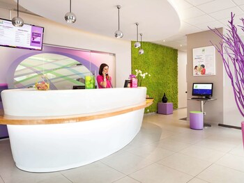 tarifs reservation hotels ibis Styles Montbeliard Centre Velotte