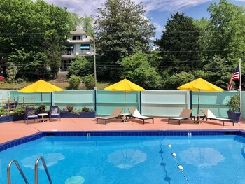 Alpine Inn in Hot Springs, Arkansas
