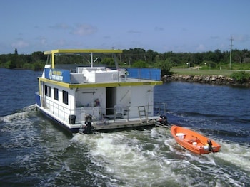 Boyds Bay Houseboat Holidays Boyds Bay Houseboat Holidays