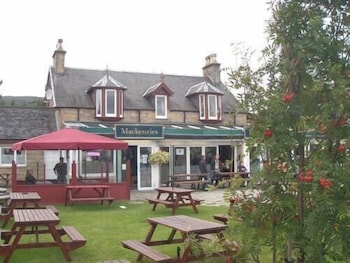 MacKenzies Highland Inn MacKenzies Highland Inn