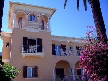 Hôtel Reine D'Azur Hôtel Reine D'Azur