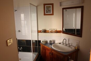 Apartament Deluxe, wanna z hydromasażem