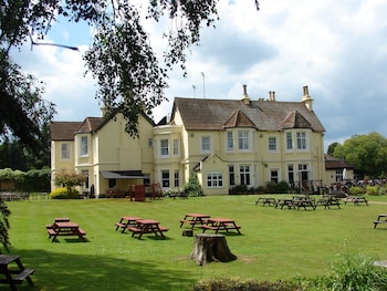 Worplesdon Place Hotel Worplesdon Place Hotel
