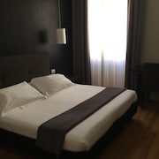 羅馬車站旅館