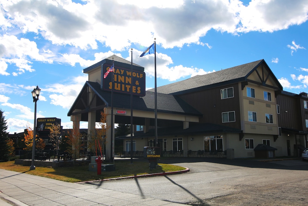 Explorer Cabins At Yellowstone Gallatin Montana Get Flat Inr