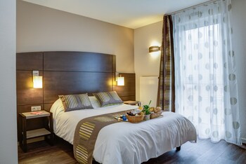 tarifs reservation hotels The Originals Boutique, Hôtel Arianis, Sochaux