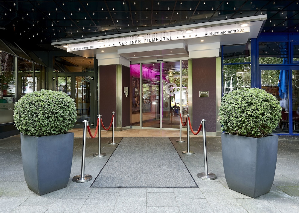 Hollywood Media Hotel Am Kurfurstendamm Berlin Price Address Reviews